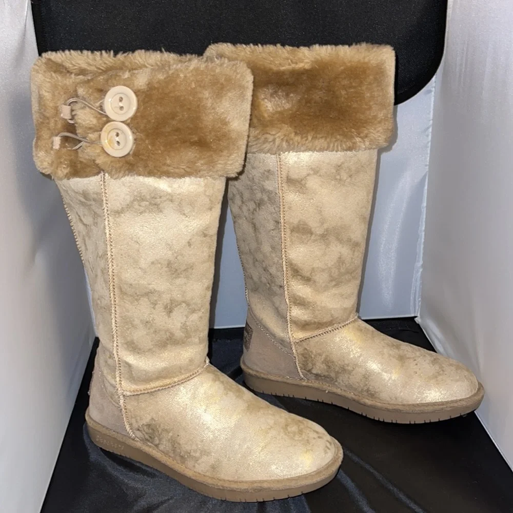 Sketchers | Tall Nude Boot with Faux Firm Trim